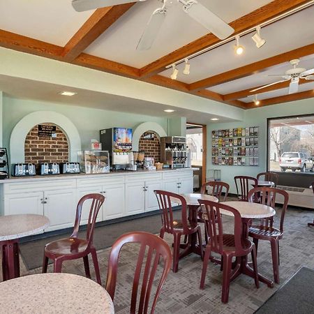 Econo Lodge Inn & Suites Rehoboth Beach Ngoại thất bức ảnh